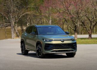 El Volkswagen Tiguan SEL R-Line Turbo del 2026 recibe un importante galardon