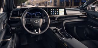 ¿Cuáles son los 5 autos del 2026 con el mejor acceso a puertos USB y cargadores en cabina?