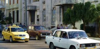 5 autos soviéticos que siguen rodando en Cuba